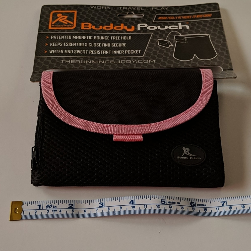 Buddy Pouch.      NWOT